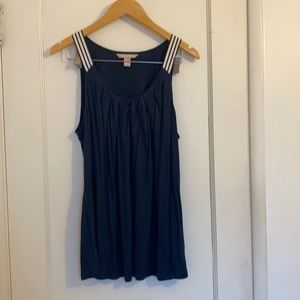 Banana Republic flowy tank